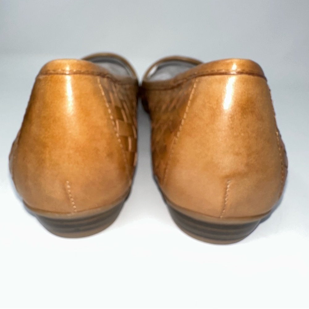 NWOT naturalizer sander brown leather slip on shoes size 9.5 wide - Picture 7 of 8